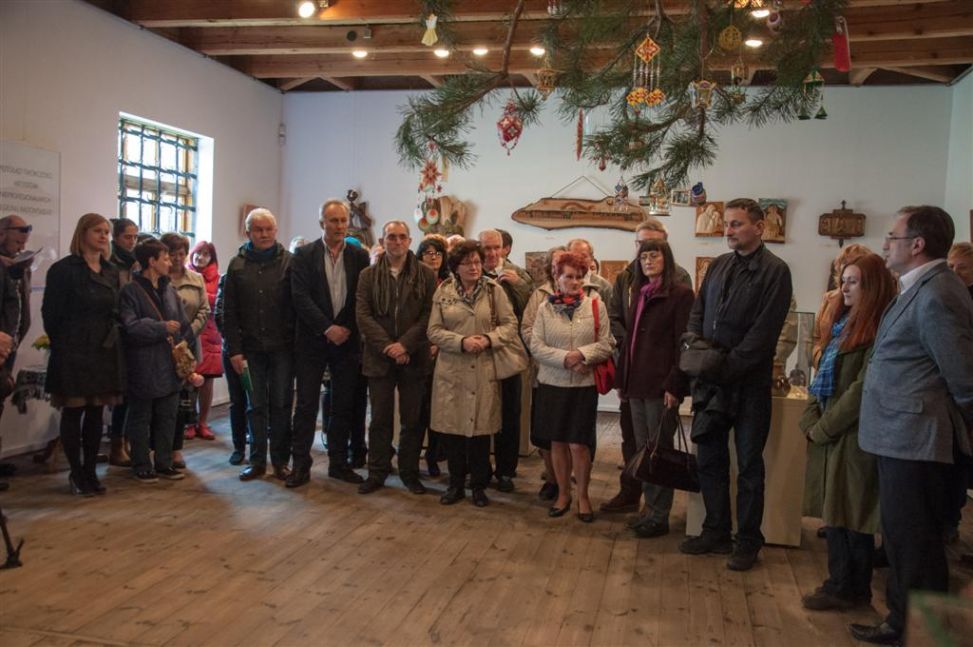 Fotorelacja z otwarcia wystawy ?Przegląd twórczości artystów nieprofesjonalnych regionu radomskiego?