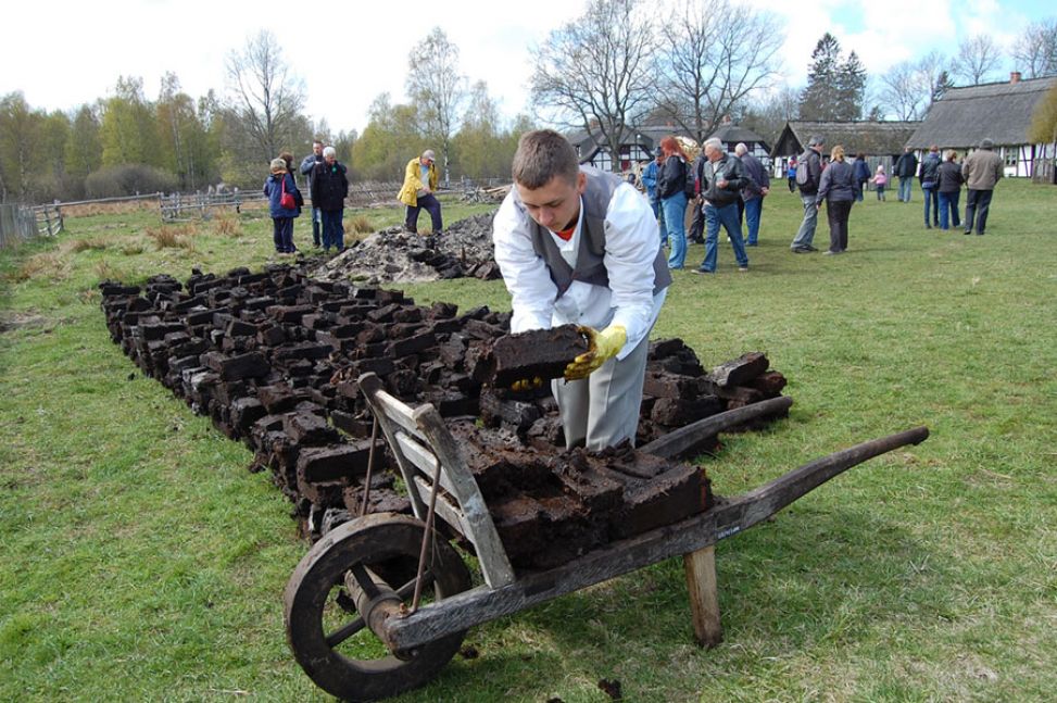 Czarne Wesele w Muzeum Wsi Słowińskiej już po raz dziewiętnasty!